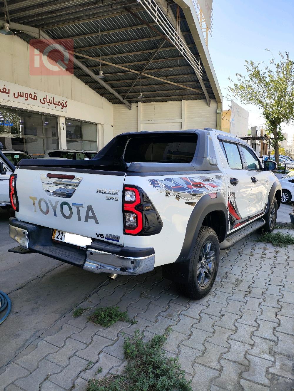 Toyota Hilux